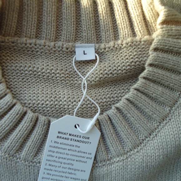 NWT women's tan pocketed boho soft sweater size-L - Picture 4 of 6